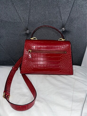 Guess Guess kırmızı çanta