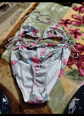 Diğer Çiçekli bikini takımı