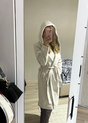 Zara Yumuşak Kumaş Kaban - Görsel 6