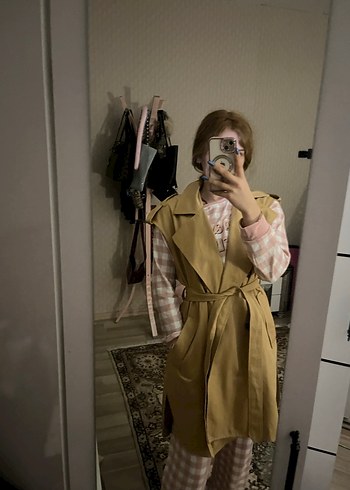 Bershka trenckot yelek - Görsel 3