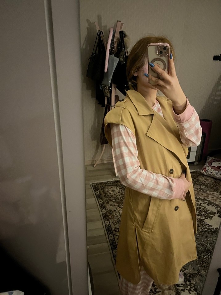 Bershka trenckot yelek - Görsel 2