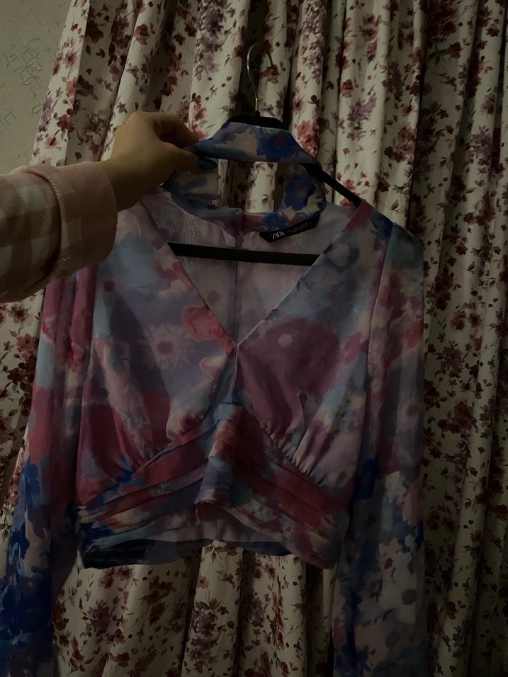 zara boyundan bağlamalı crop - Görsel 4