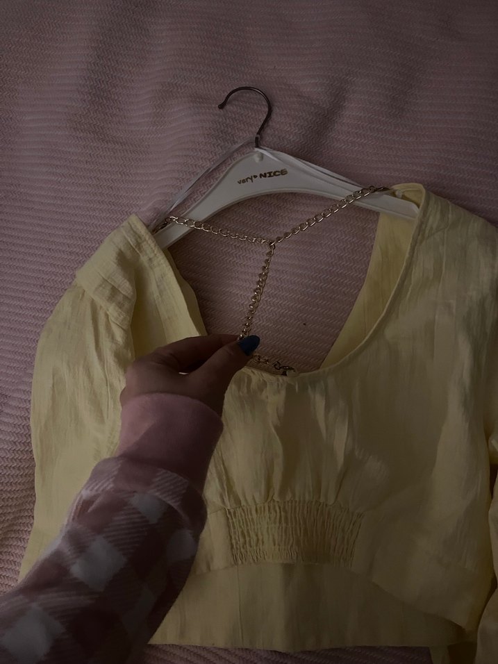 quzu V vaka sırtı dekolteli crop - Görsel 3