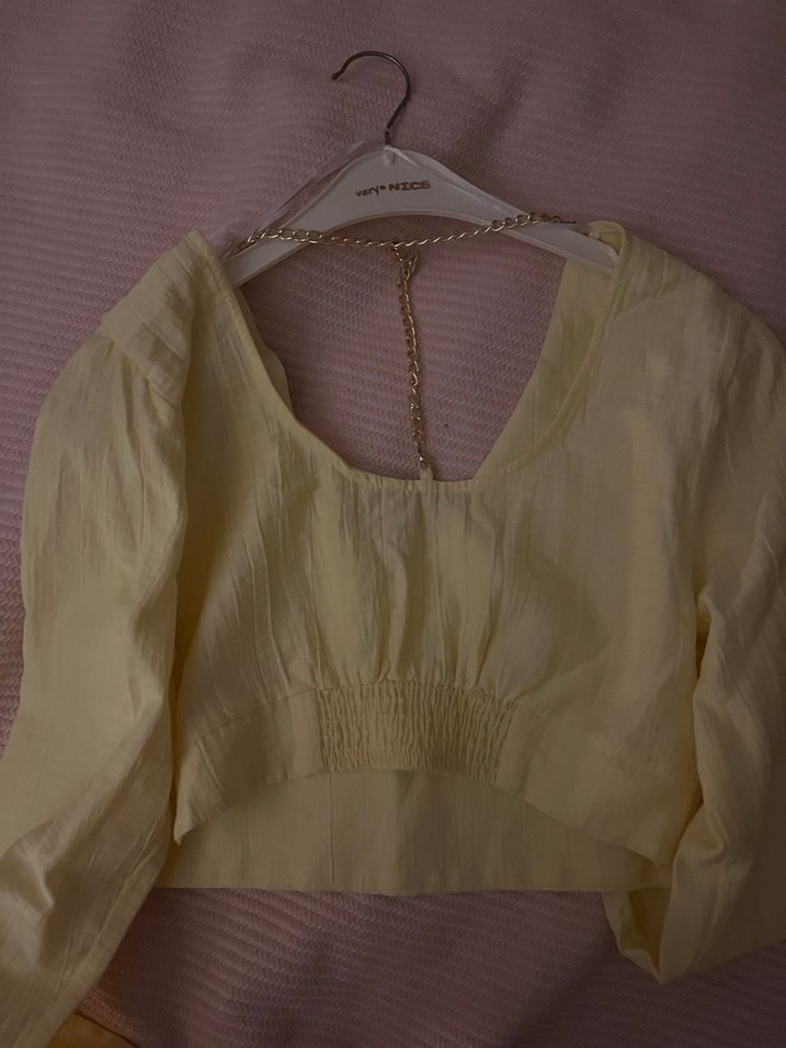 quzu V vaka sırtı dekolteli crop - Görsel 5