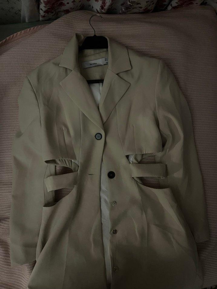 bershka beli pencereli blazer ceket - Görsel 4