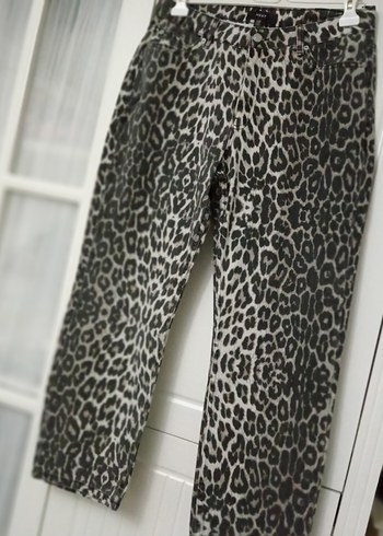Gri Leopar Desenli Kadın Kumaş Pantolon