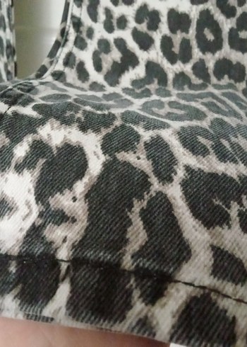 40 Beden gri Renk Gri Leopar Desenli Kadın Kumaş Pantolon