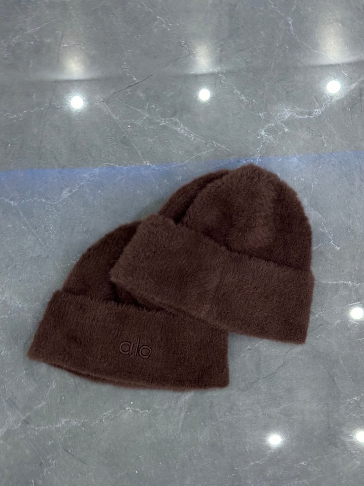 Alo Yoga Sakallı Bere - Görsel 2