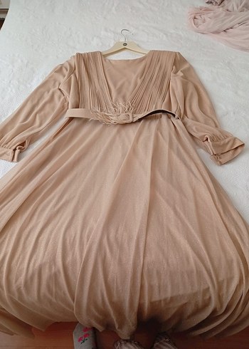 Bej Uzun Drape Detaylı Kadın Elbise