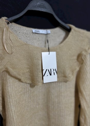 l Beden Zara Triko Fırfırlı Bluz