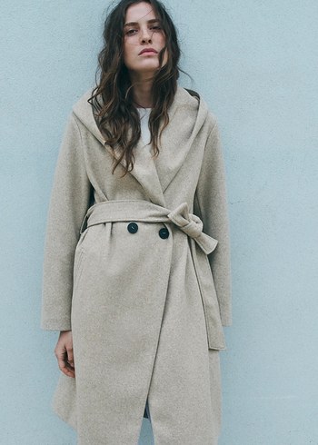 Zara Kapüşonlu Kemerli Yumuşak Kaban