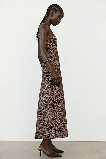 l Beden çeşitli Renk Zara Leopar Desenli Saten Midi Elbise
