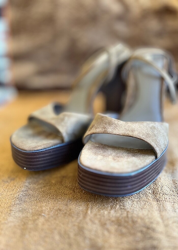 Zara Süet Topuklu Ayakkabı - Görsel 2