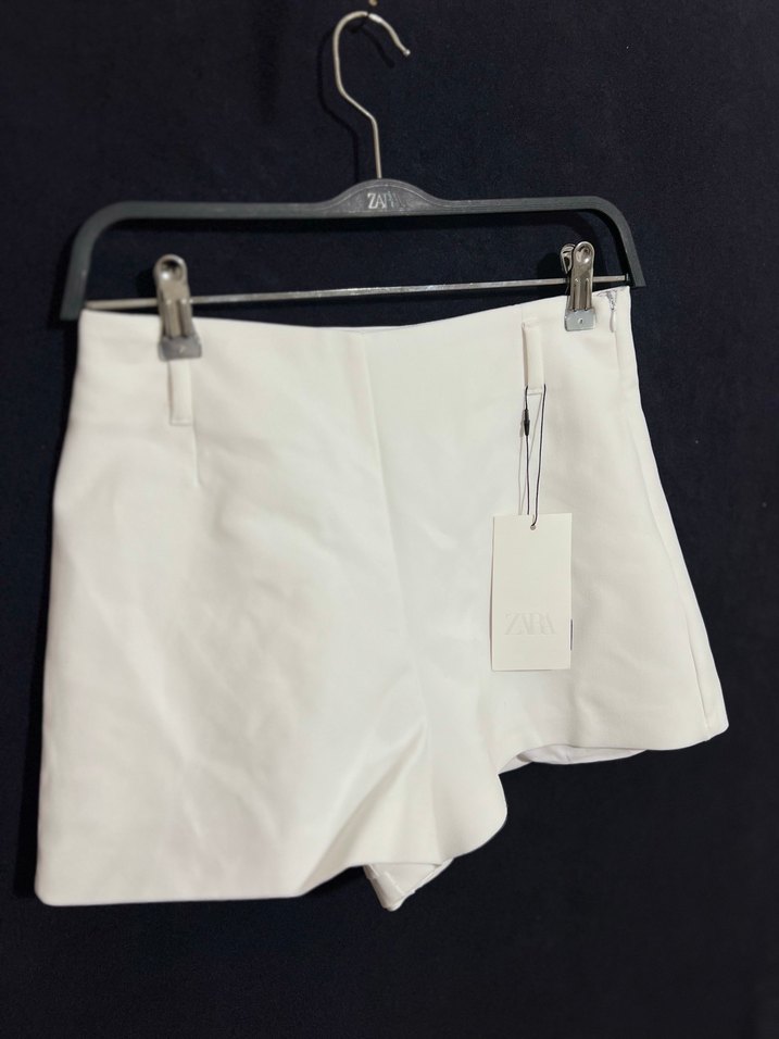 Zara Beyaz Şort - Görsel 4