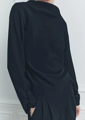 Zara Viral Bluz
