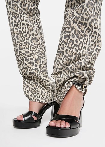 Stradivarius Platform Topuklu Ayakkabı - Görsel 5