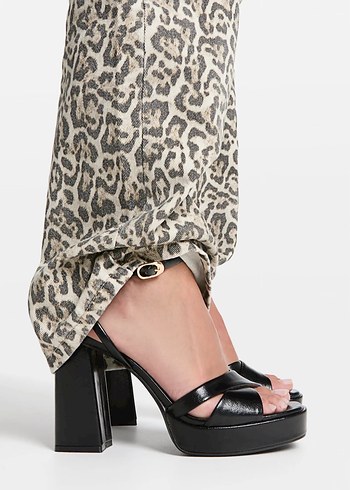 Stradivarius Platform Topuklu Ayakkabı - Görsel 6