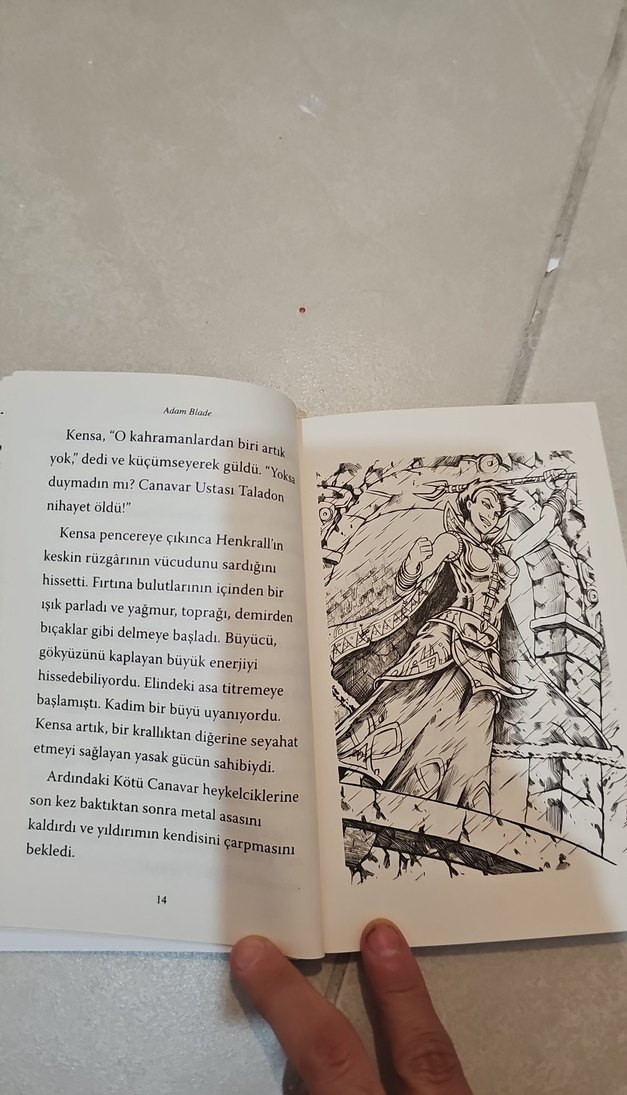 Canavar Peşinde - Derinlerden Gelen Yaratık - Görsel 2