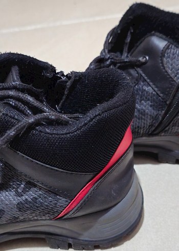 Siyah Erkek Bağcıklı bot - Görsel 2