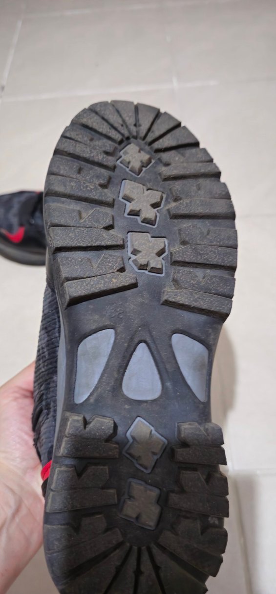 Siyah Erkek Bağcıklı bot - Görsel 3