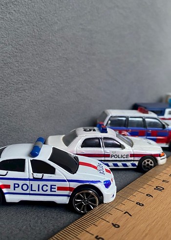 48 adet Çoklu Renkli Mini Oyuncak Arabalar Seti - Görsel 11