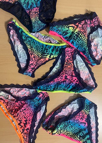 6 adet kullanılmış Renkli Batik Desenli Kadın Külot - Görsel 6