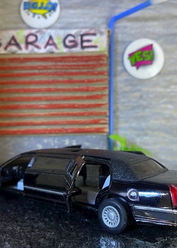 Kara Renkli Oyuncak Araba - Görsel 6