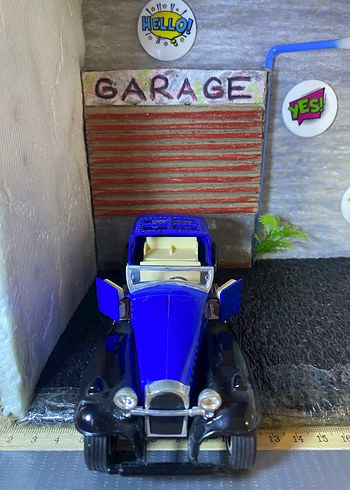 Mavi oyuncak klasik araba modeli - Görsel 7