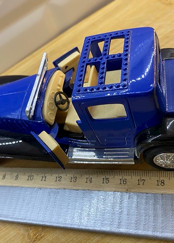 Renkli Retro Oyuncak Arabalar Seti - Görsel 7