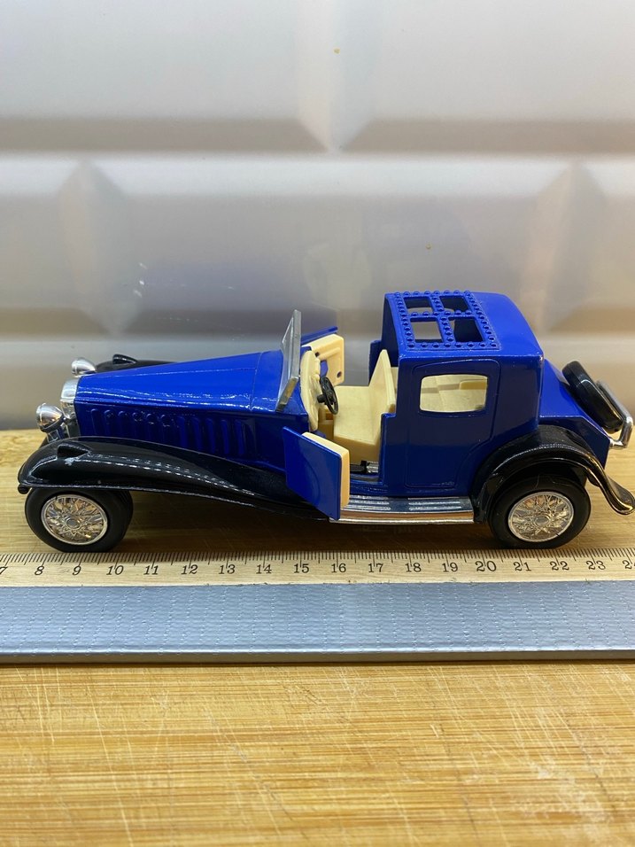 Renkli Retro Oyuncak Arabalar Seti - Görsel 4