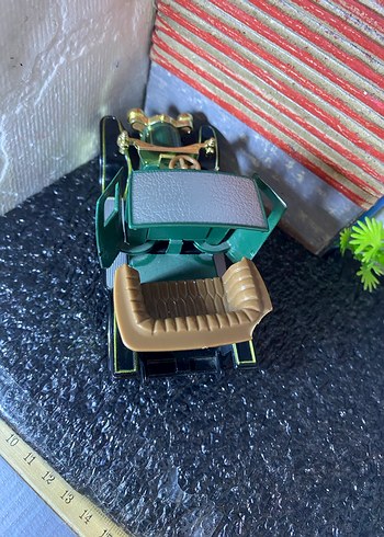 Turkuaz Klasik Oyuncak Araba YEŞİL - Görsel 6