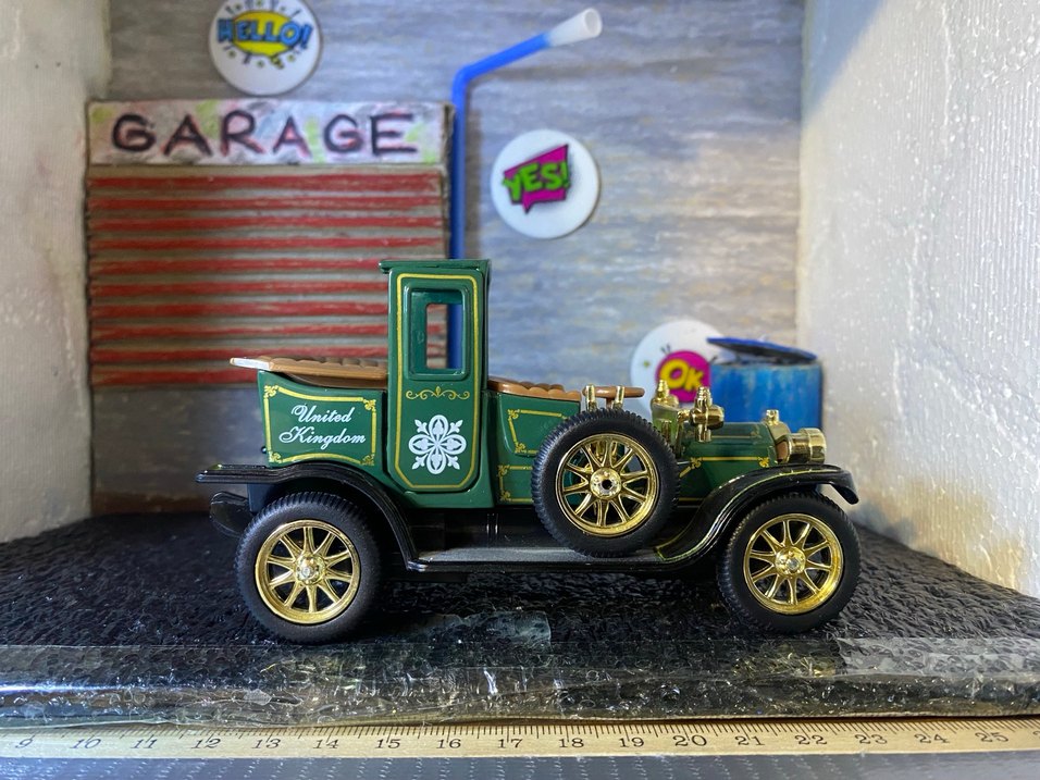 Turkuaz Klasik Oyuncak Araba YEŞİL - Görsel 4