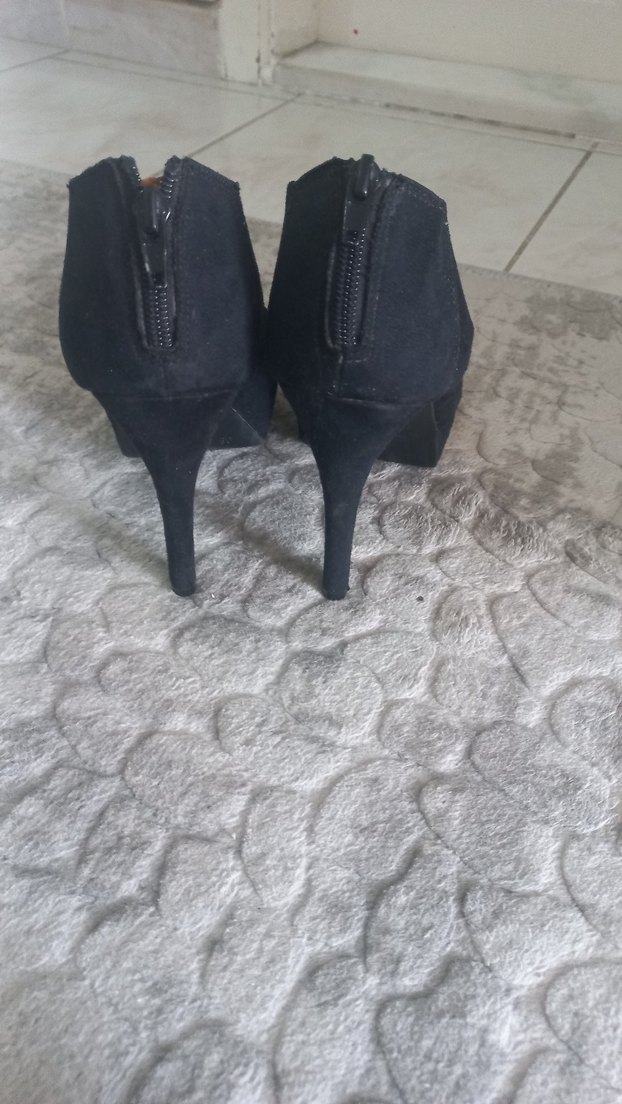 Siyah Desenli Gösterişli Topuklu Kadın Ayakkabı - Görsel 3