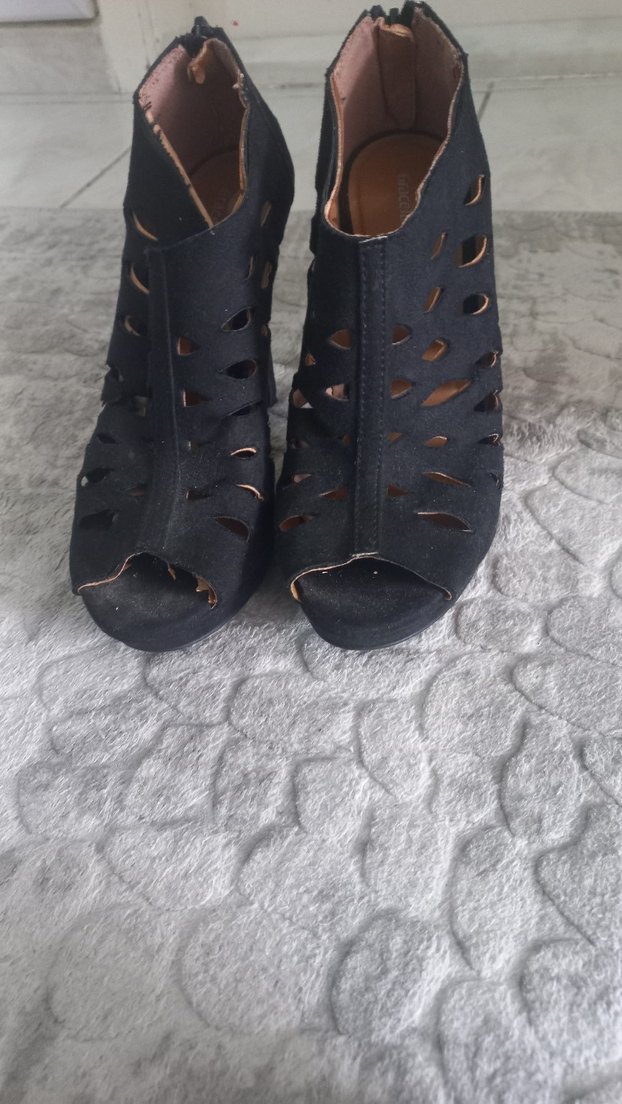 Siyah Desenli Gösterişli Topuklu Kadın Ayakkabı - Görsel 2