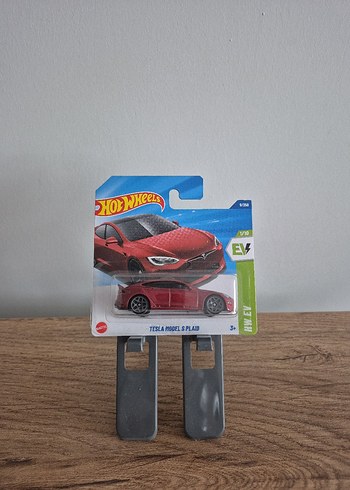 Hot Wheels Tesla Model S Plaid
