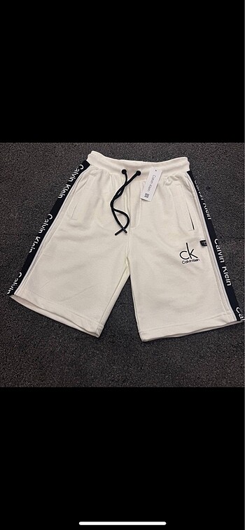 CALVIN KLEIN BEYAZ SORT