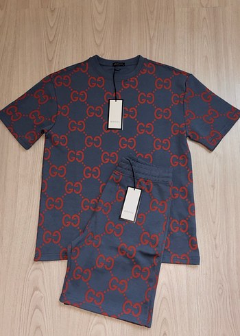 GUCCI GG BASKILI Erkek Tişört