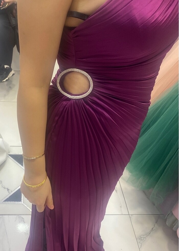 Tek omuz abiye elbise - Görsel 2