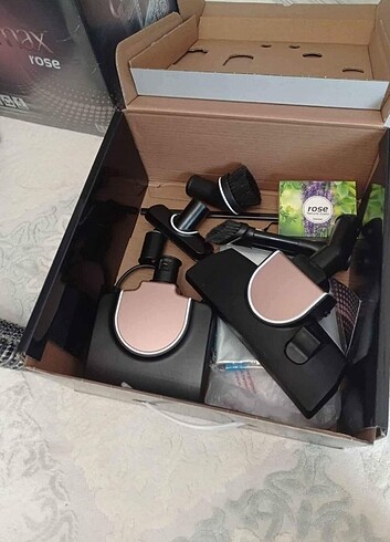 Aura Cleanmax Rose Temizlik Robotu 