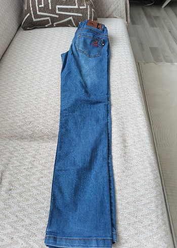 Gevşek Kesim Kadın Kot Pantolon - Görsel 4