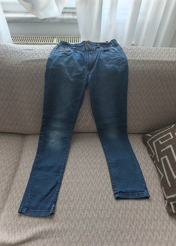 Gevşek Kesim Kadın Kot Pantolon - Görsel 3