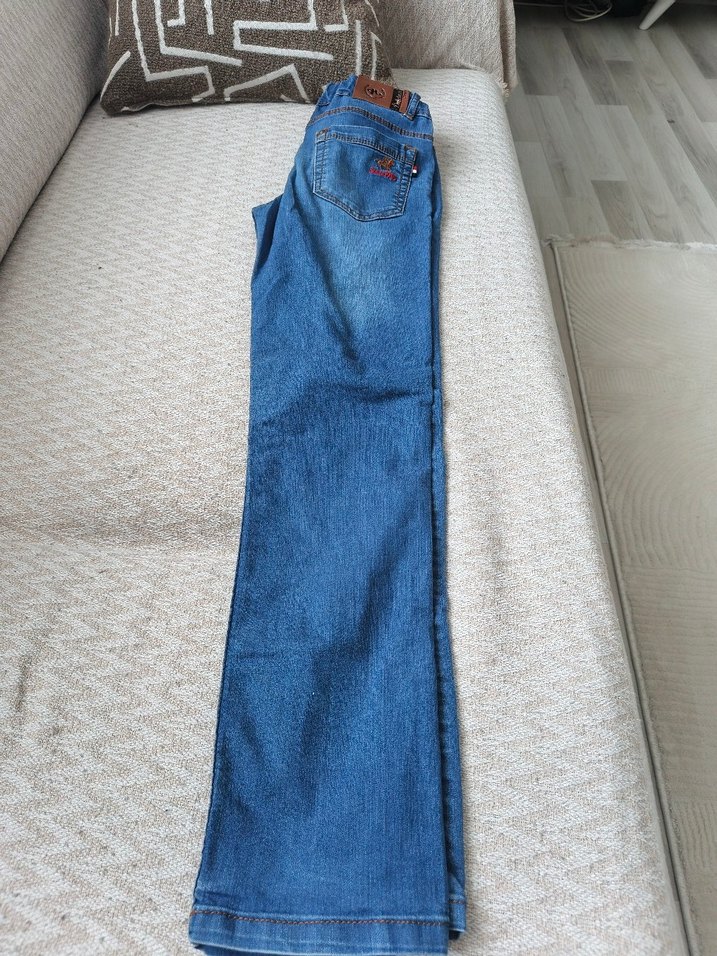 Gevşek Kesim Kadın Kot Pantolon - Görsel 4