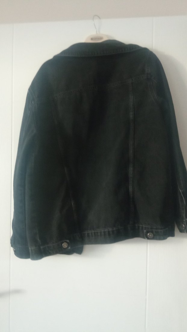 Siyah Düğmeli Kadın Kot Ceket - Görsel 2