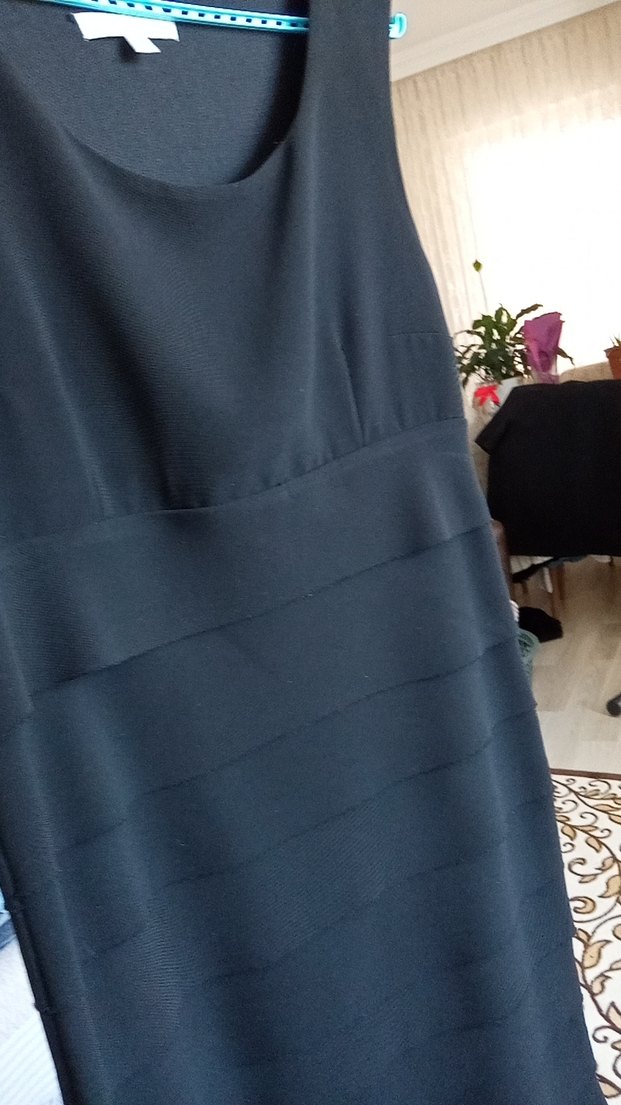 Elbise  Özel günlerde kullanımlık olarak kurtarıcı - Görsel 3