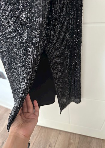 Siyah Drapeli Uzun İnce Askılı Abiye Elbise - Görsel 4