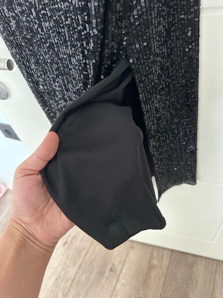 Siyah Drapeli Uzun İnce Askılı Abiye Elbise - Görsel 5