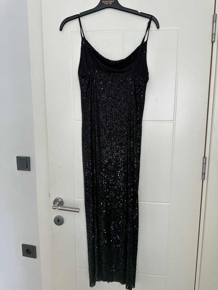 Siyah Drapeli Uzun İnce Askılı Abiye Elbise - Görsel 3