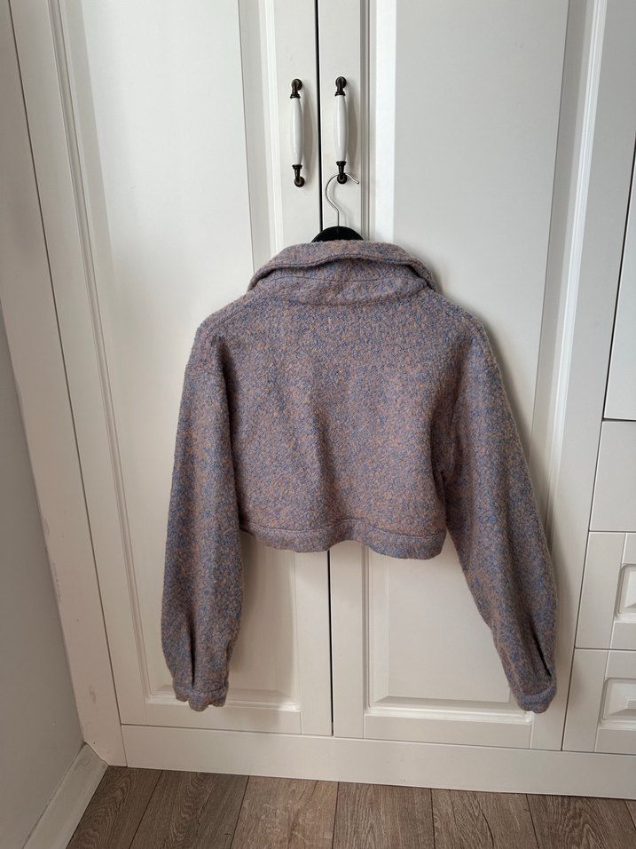 Düğmeli, bağlama desenli kahverengi yün ceket - Görsel 2