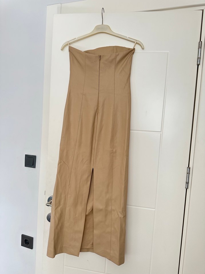 Bej Deri Straplez Uzun Elbise - Görsel 3