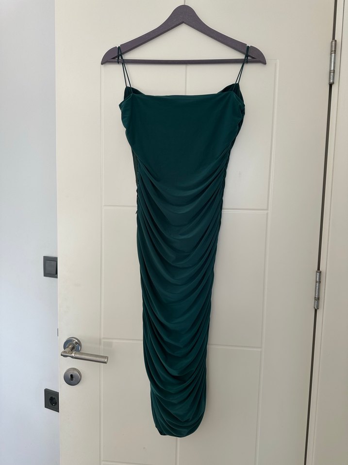 Yeşil Drapeli Uzun Askılı Abiye Elbise - Görsel 3